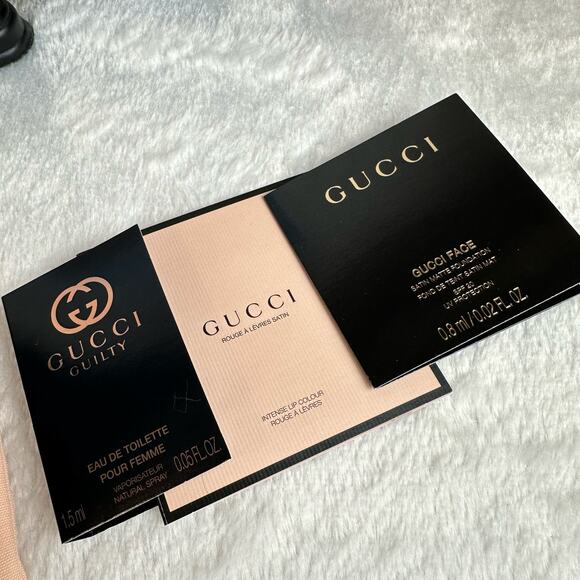 Gucci beauty pink handheld mirror, mini lipstick trio set with Gucci sam… - Picture 5 of 5